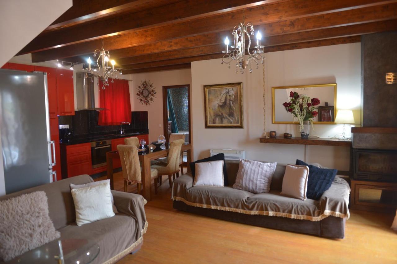 Venetian Apartments, 650M From Corfu Port Buitenkant foto