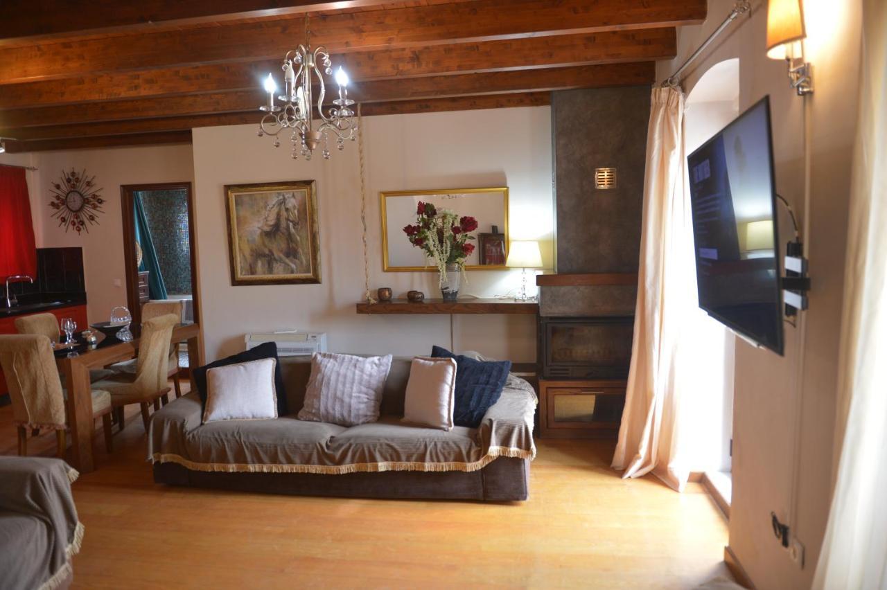 Venetian Apartments, 650M From Corfu Port Buitenkant foto